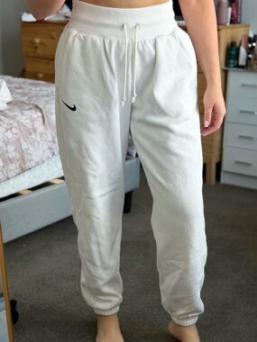 Nike White Jogger Sweatpants with Black Swoosh